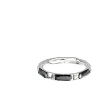 Load image into Gallery viewer, Klapp Segment Ring Piercing rechteckig Kristall schwarz - chic - net.de
