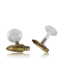 Cargar imagen en el visor de la galería, Labret Lippen Piercing Bio Acryl Feder antik golden Brass Motiv Tragus - chic - net.de
