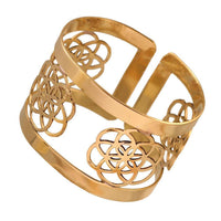 Load image into Gallery viewer, Messing Armreif antik golden rund Blume des Lebens verstellbar Tribal Schmuck - chic - net.de
