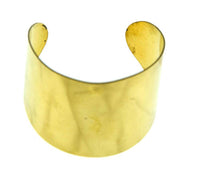 Load image into Gallery viewer, Messing Armreif gold 50mm breit verstellbar - chic - net.de
