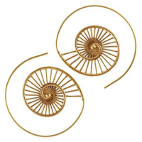 Cargar imagen en el visor de la galería, Messing Ohrringe Spiralen dünn Querstreifen antik golden Ohrhänger - chic - net.de
