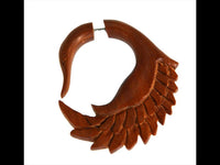 Load image into Gallery viewer, Fake Piercing Ohrring Holz Hook Schwan rotbraun
