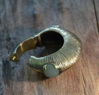 Cargar imagen en el visor de la galería, Ohrgewicht Brass 6mm Clicker Piercing grüne Jade Creole - chic - net.de
