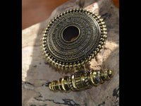 Load image into Gallery viewer, Ohrgewicht Messing 25mm Flesh Tunnel Teller Querstab - chic - net.de
