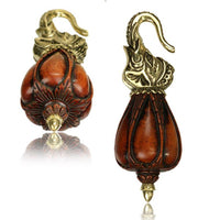 Cargar imagen en el visor de la galería, Ohrgewichte Piercing Elefant Sawoholz Brass golden antik Tropfen 67 g - chic - net.de
