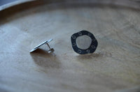 Load image into Gallery viewer, Ohrstecker 925 Sterling Silber Scheibe schwarz Blätter - chic - net.de
