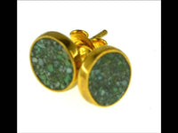 Load image into Gallery viewer, Ohrstecker Silber 925 vergoldet crushed Stein Malachit rund - chic - net.de
