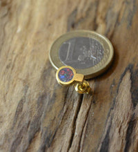 Load image into Gallery viewer, Ohrstecker Silber 925 vergoldet crushed Stein Mix rund - chic - net.de
