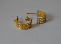 Load image into Gallery viewer, Ohrstecker vergoldet 925 Silber Creolen Löcher - chic - net.de
