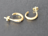 Load image into Gallery viewer, Ohrstecker vergoldet 925 Silber Creolen Seil - chic - net.de
