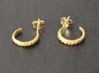 Load image into Gallery viewer, Ohrstecker vergoldet 925 Silber Creolen Seil - chic - net.de
