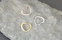 Load image into Gallery viewer, Piercing Edelstahl Ring für Nase Ohr Kristall Herz - chic - net.de
