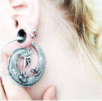 Load image into Gallery viewer, Piercing Ohrgewicht White Brass Drache Spirale Dehnschnecke - chic - net.de
