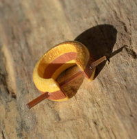 Cargar imagen en el visor de la galería, Pin Creolen Stick Ohrringe Holz 15mm hell rot braun - chic - net.de
