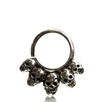 Load image into Gallery viewer, Septum Piercing Nasenringe Totenköpfe 1 mm silbern Brass nickelfrei Ohrring antik exotisch - chic - net.de
