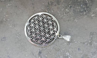 Cargar imagen en el visor de la galería, Silberanhänger 30 mm Blume des Lebens Anhänger Sterling 925er Silber glänzend - chic - net.de
