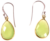 Cargar imagen en el visor de la galería, Silberohrringe vergoldet Tropfen Stein Calcit hellgrün facettiert 925 Sterling Silber Ohrringe - chic - net.de
