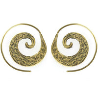 Load image into Gallery viewer, Spiralen Ohrringe oxidiert Blätter breit Messing Brass antik golden nickelfrei Piercing Tribal - chic - net.de
