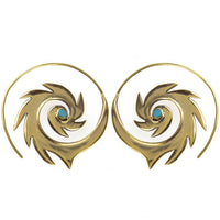 Load image into Gallery viewer, Spiralen Ohrringe Türkis Flammen Messing antik golden nickelfrei Piercing Tribal Brass Schmuck - chic - net.de
